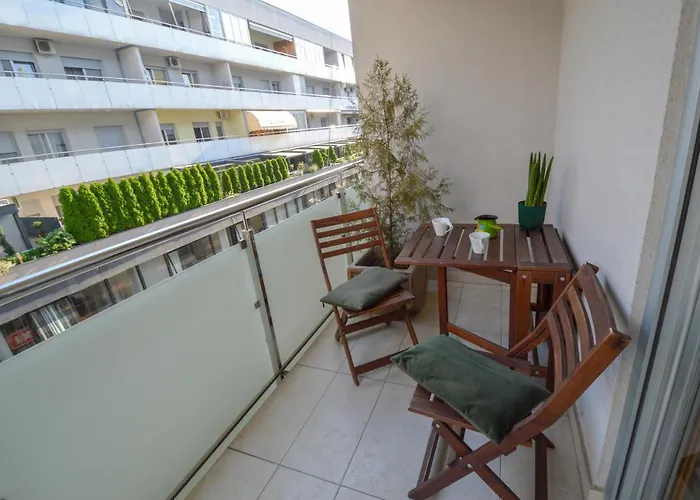 Spacious Park Novi Sad